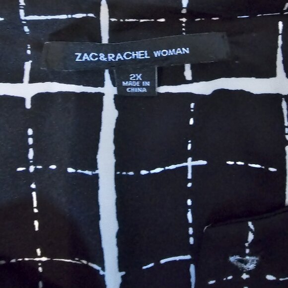 Zac and Rachel 2 X Women's Black Geo Pattern Stretch Blouse Flare Bottom - Picture 4 of 7